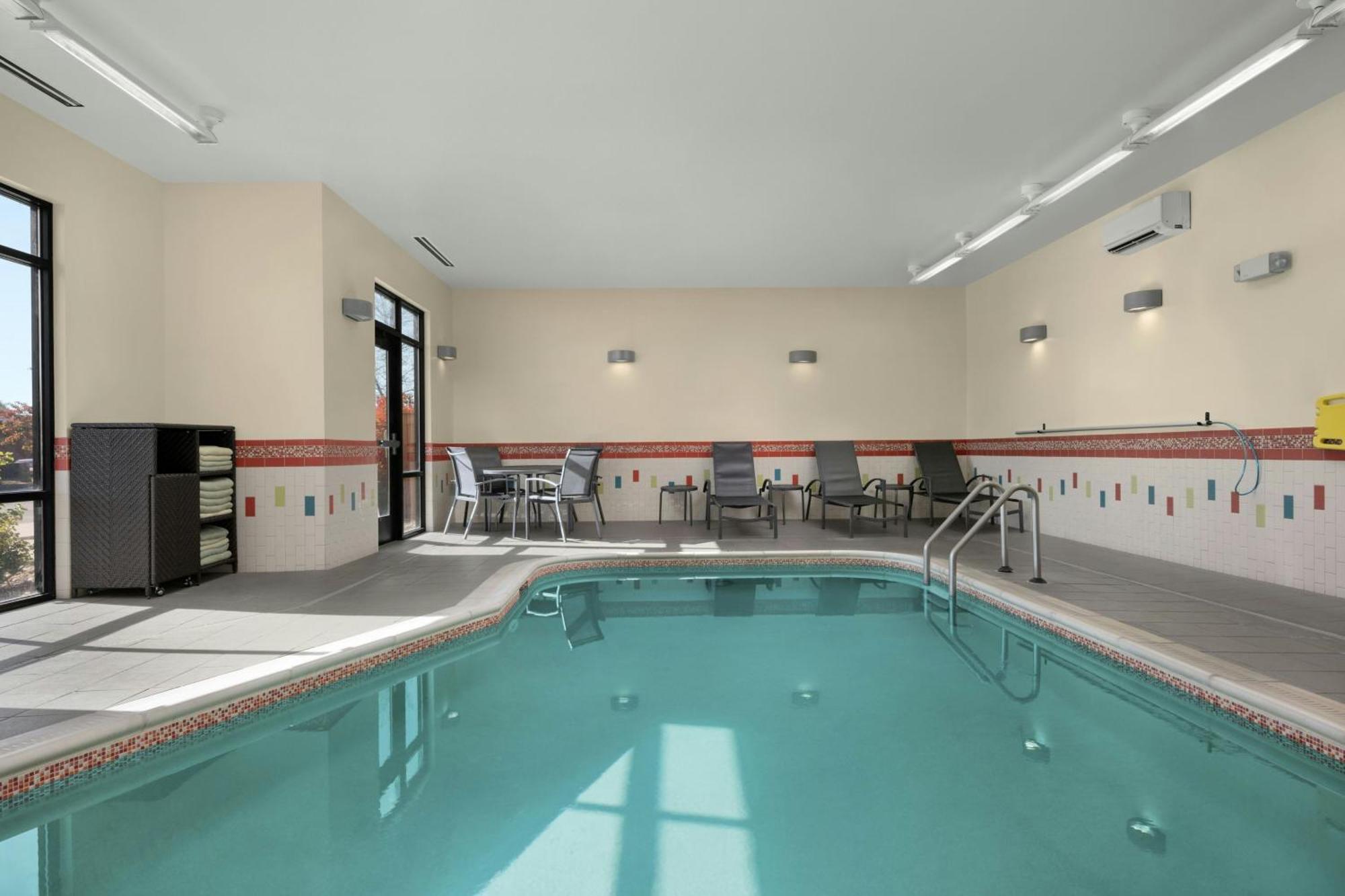 Fairfield Inn & Suites By Marriott Moscow Bagian luar foto