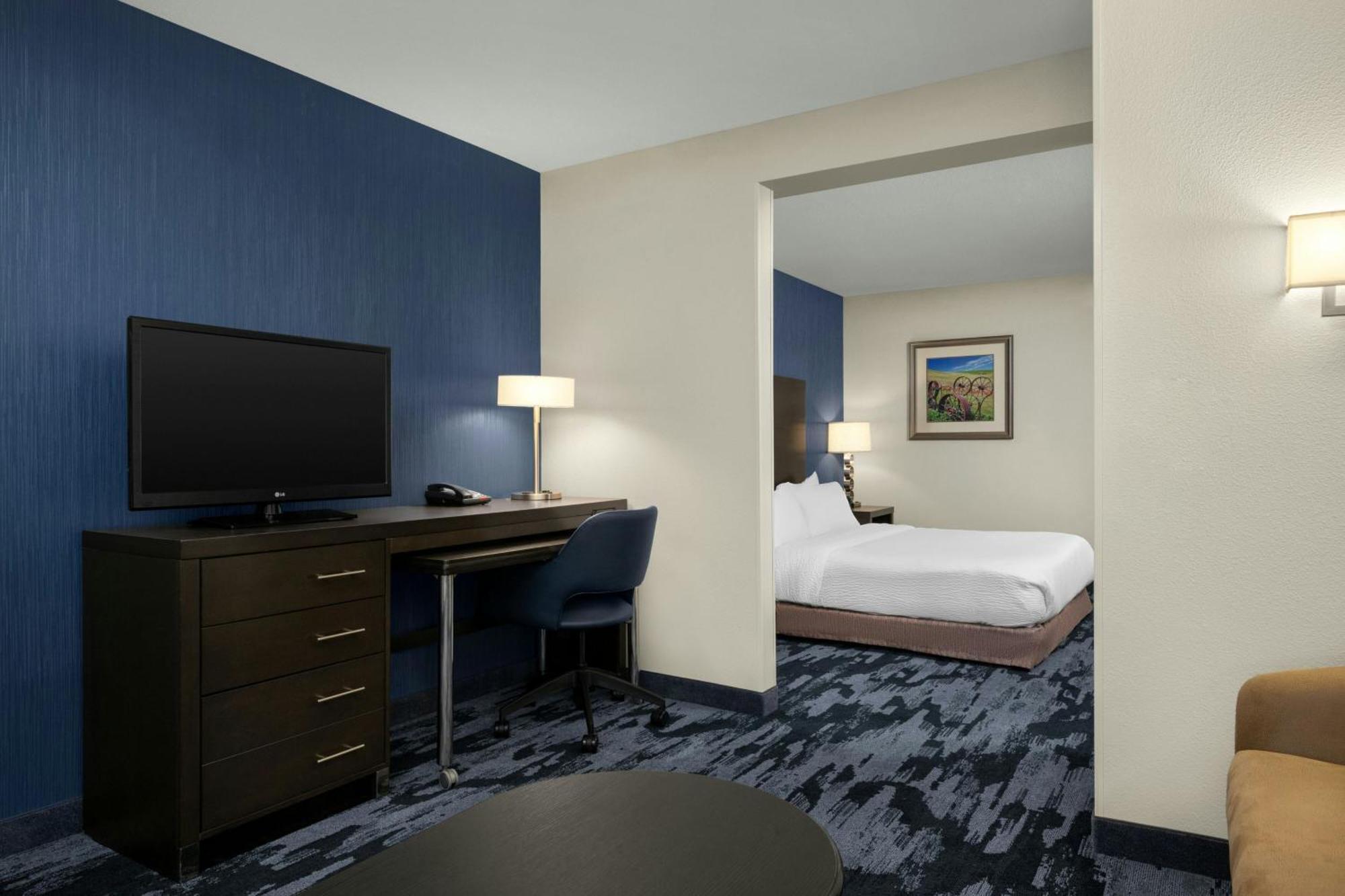 Fairfield Inn & Suites By Marriott Moscow Bagian luar foto