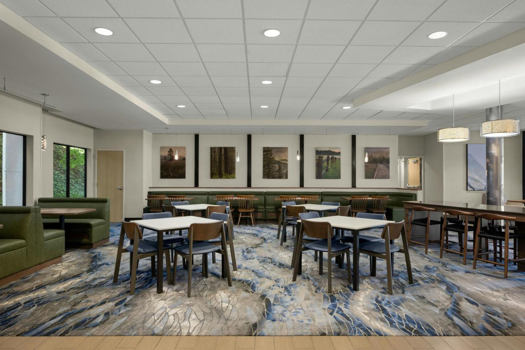Fairfield Inn & Suites By Marriott Moscow Bagian luar foto