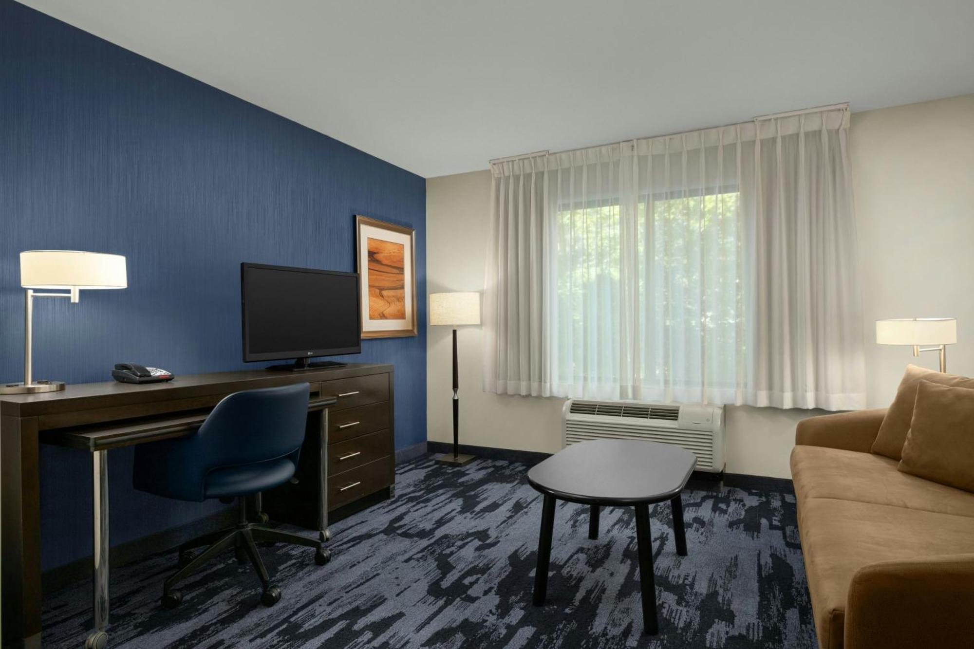 Fairfield Inn & Suites By Marriott Moscow Bagian luar foto