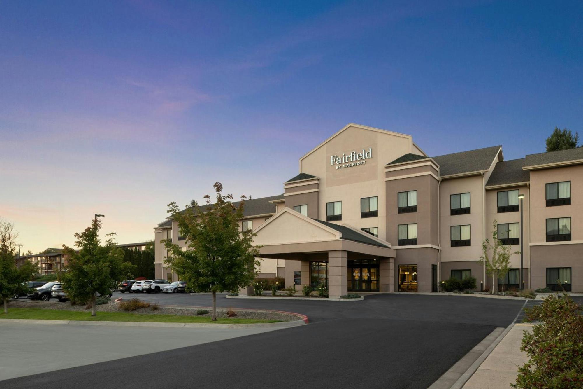 Fairfield Inn & Suites By Marriott Moscow Bagian luar foto